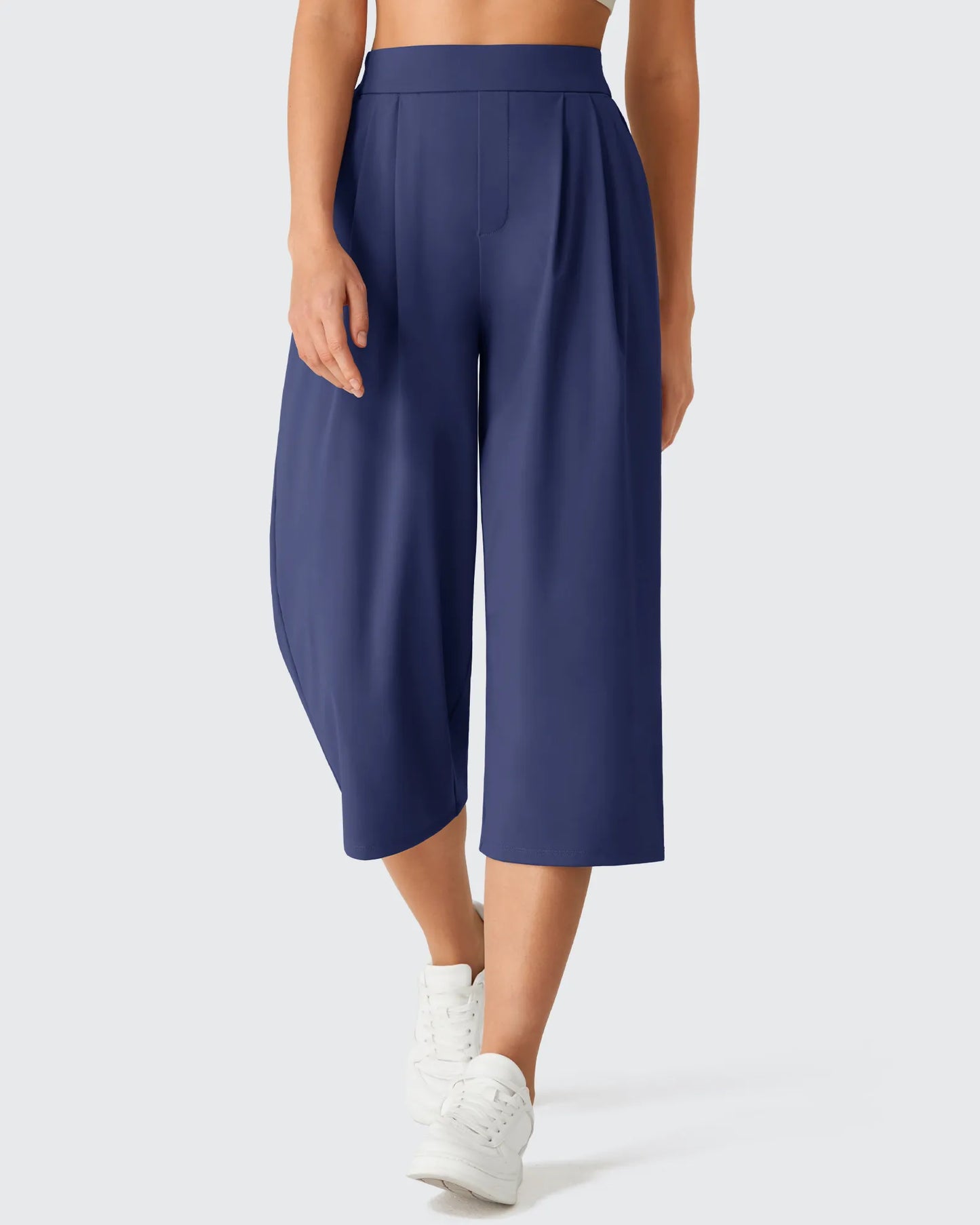 Pantalones capri ShiftReady de pierna ancha con cintura elástica de 18''