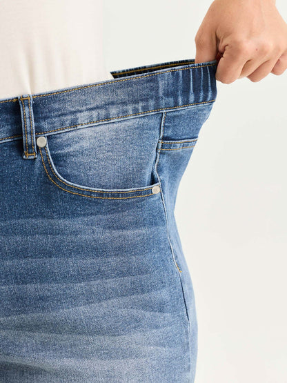 Stretchy Waist Raw Hem Straight-Leg Denim Shorts