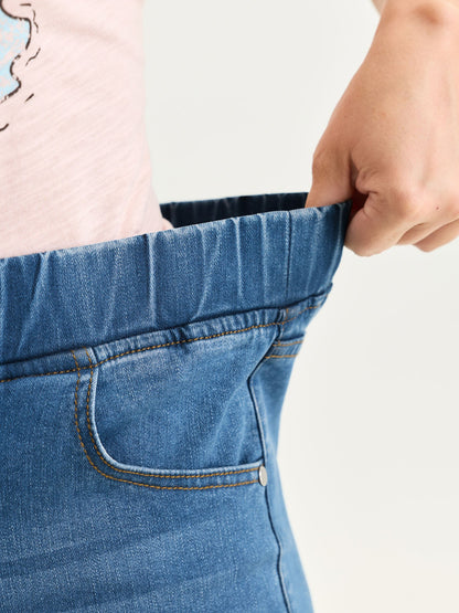 Stretchy Pull-On Pockets Denim Shorts