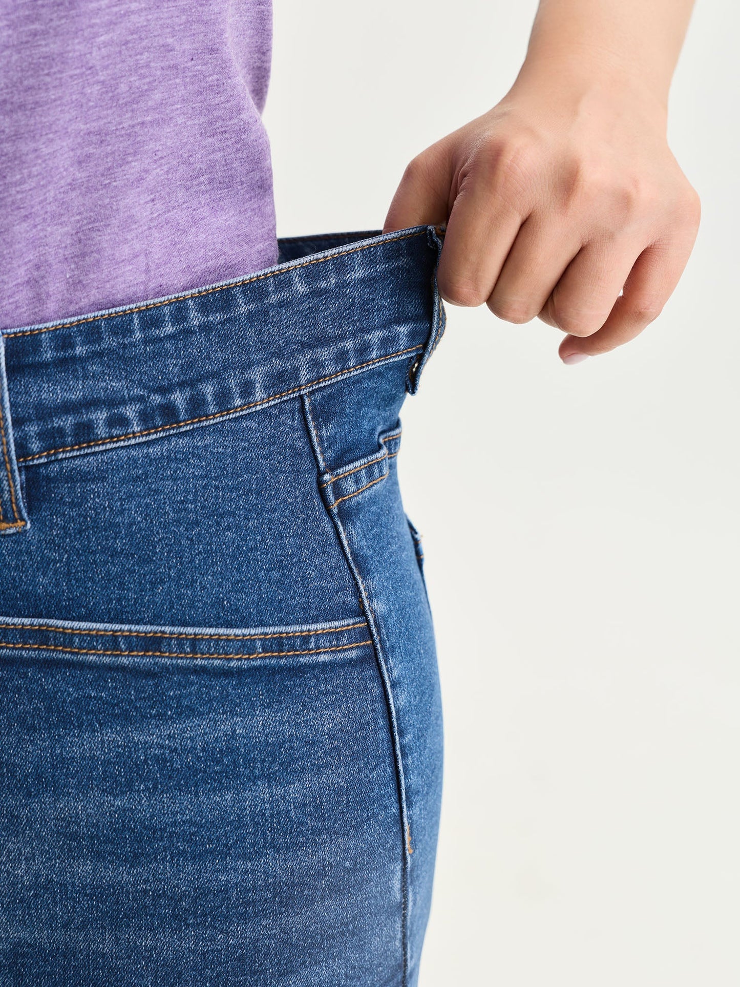 Stretchy Drawstring Straight-Leg Denim Shorts