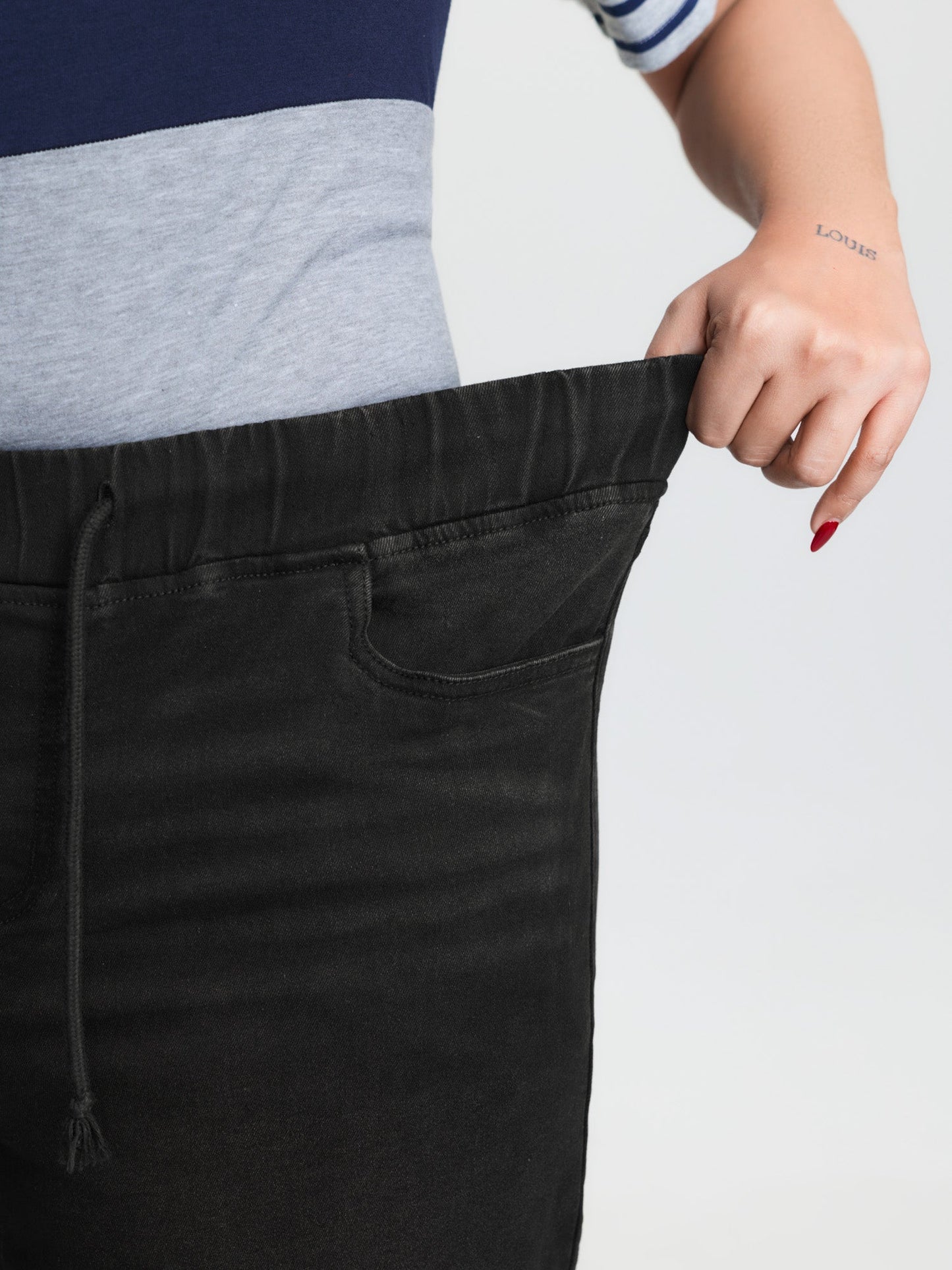 Pull-On Drawstring Elastic Waist Denim Shorts