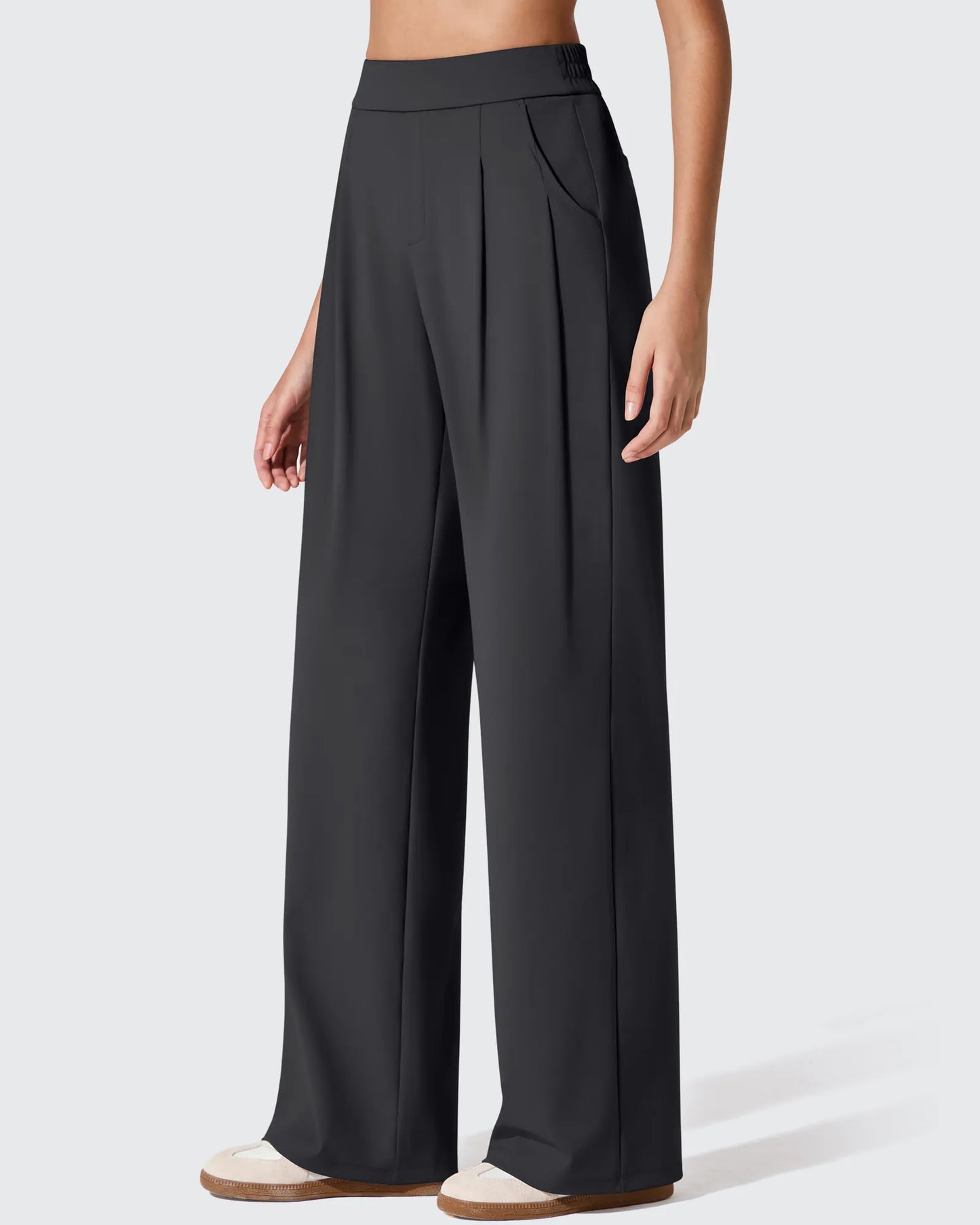 Pantalones de vestir ShiftReady plisados de pierna ancha con dos pliegues delanteros