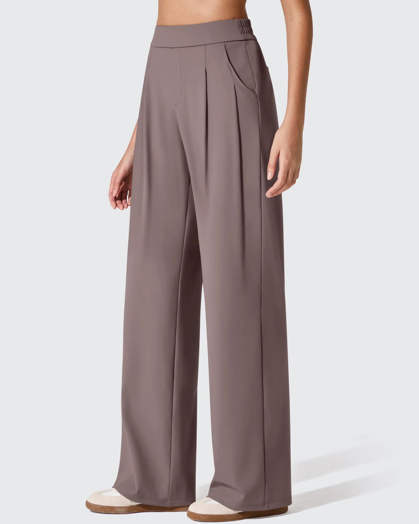 Pantalones de vestir ShiftReady plisados de pierna ancha con dos pliegues delanteros