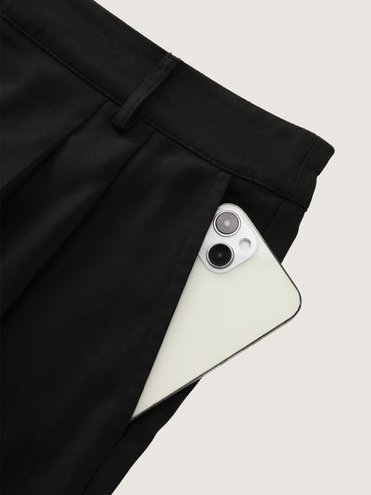 Bermuda Pleated Solid Pocket Shorts