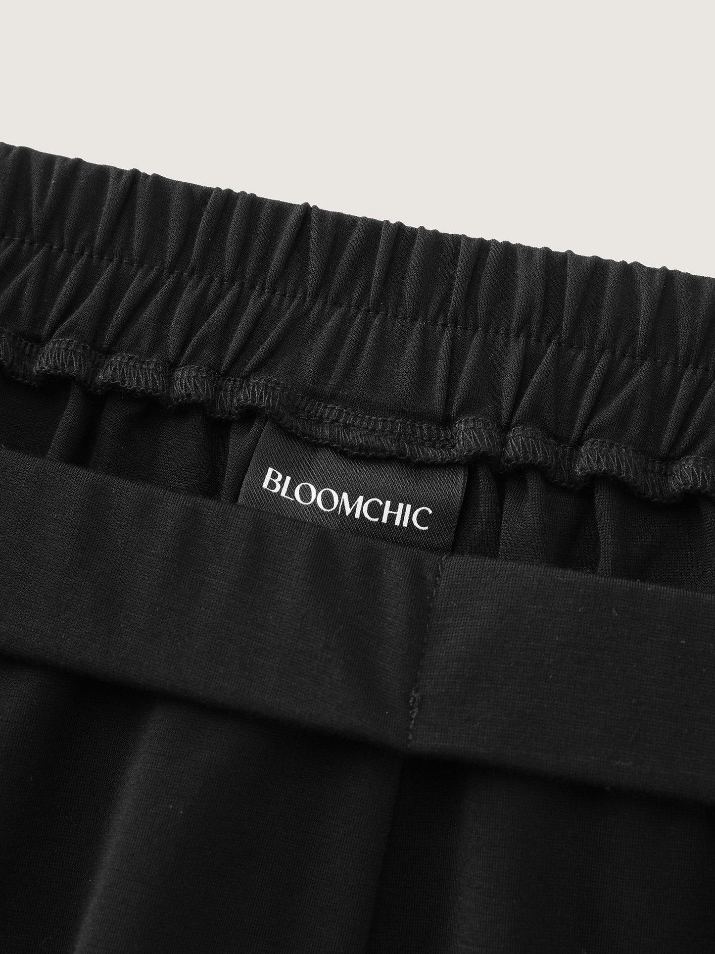 2-in-1 Side Buckle Wide-Leg Shorts