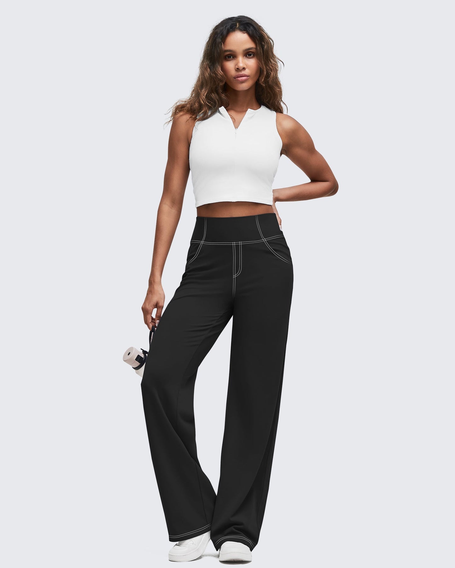 Pantalones EverGoing de pierna ancha de talle alto con pespuntes en contraste