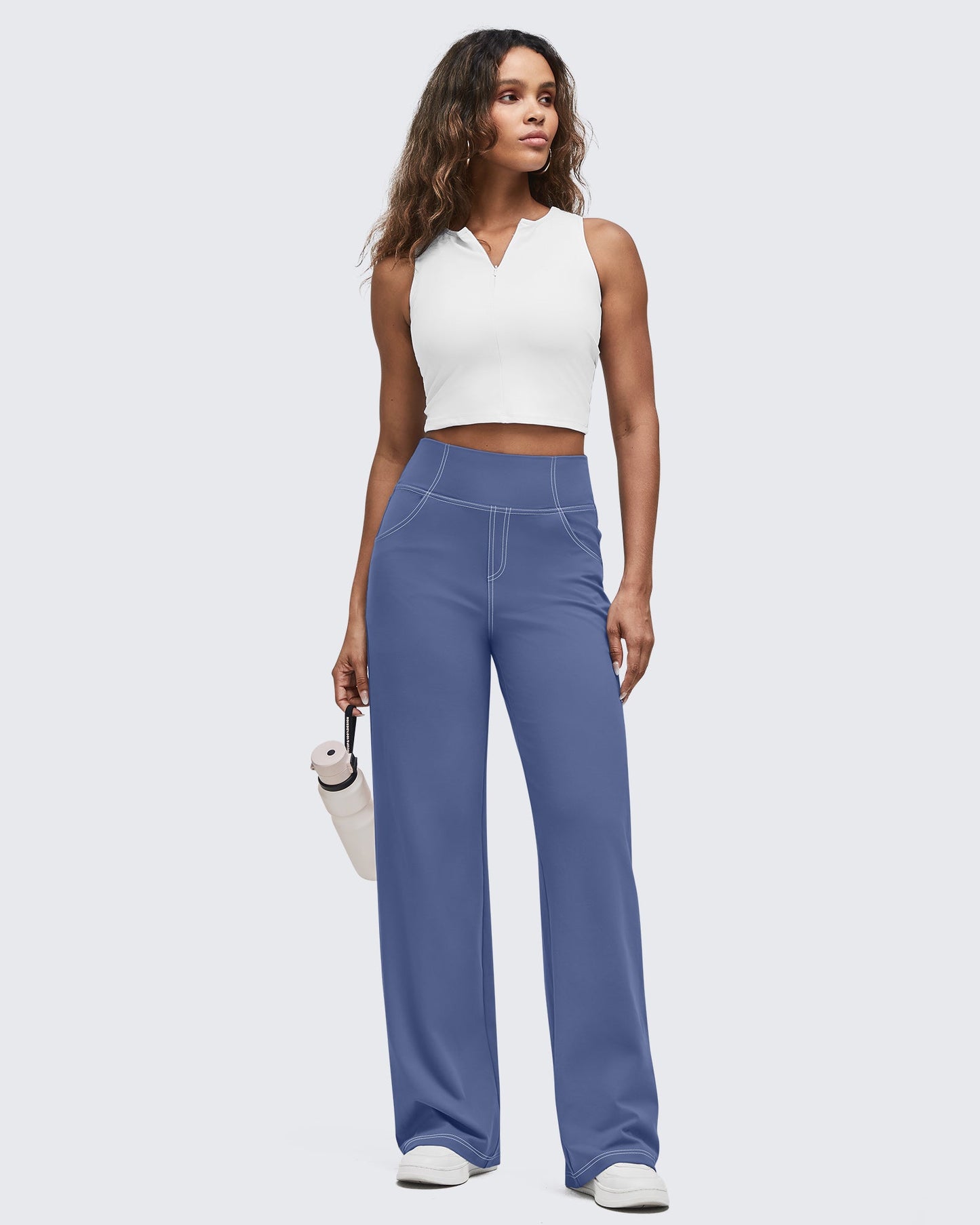Pantalones EverGoing de pierna ancha de talle alto con pespuntes en contraste