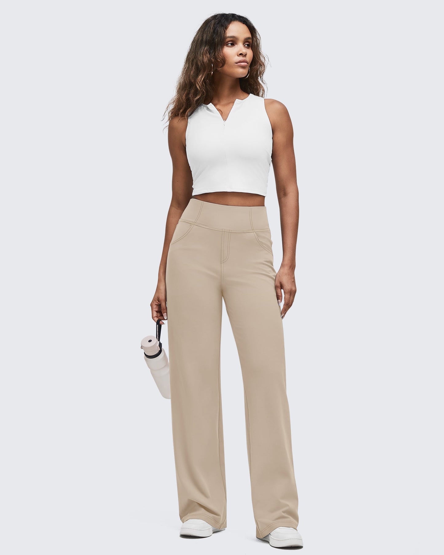 Pantalones EverGoing de pierna ancha de talle alto con pespuntes en contraste