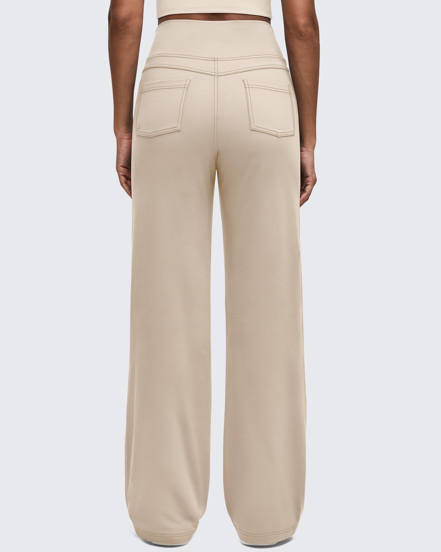 Pantalones EverGoing de pierna ancha de talle alto con pespuntes en contraste