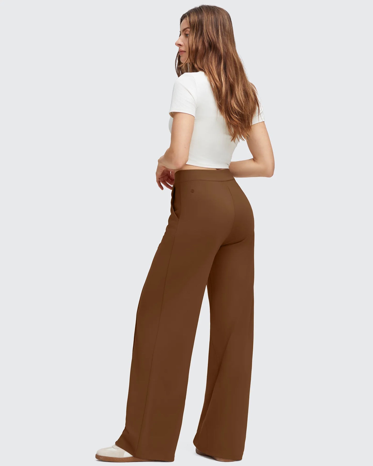 Pantalones Elegantes de Pierna Ancha EverGoing con Bolsillos de Solapa