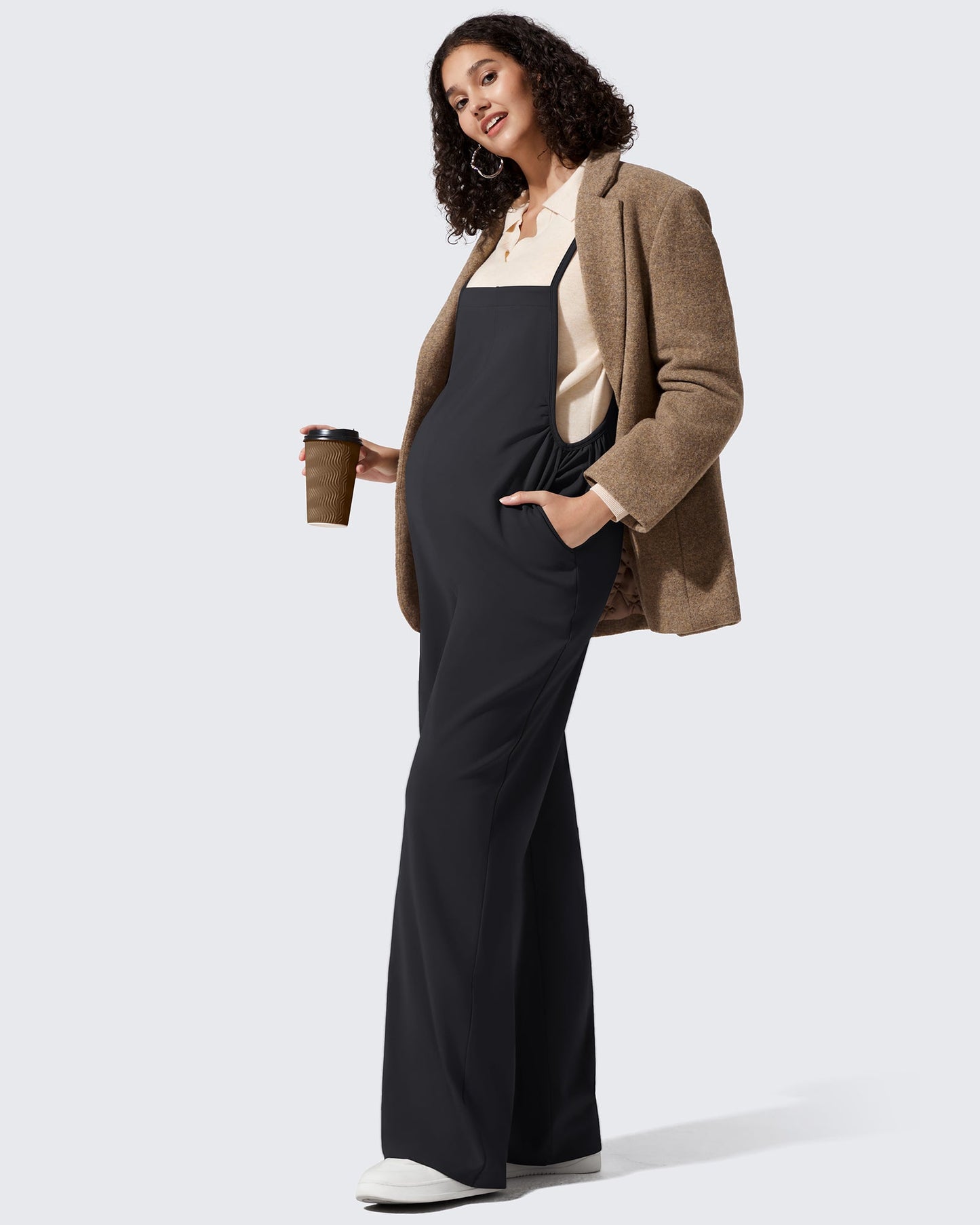 Mamelucos EverGoing Maternity con tirantes ajustables y piernas anchas