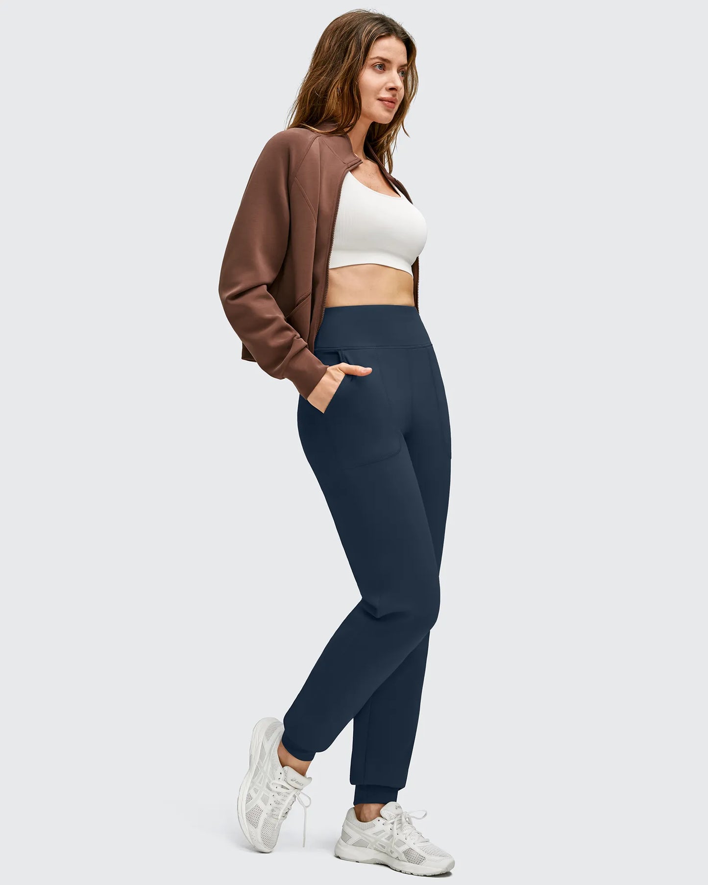 Pantalones deportivos de jogger con forro polar, puños elásticos y bolsillos