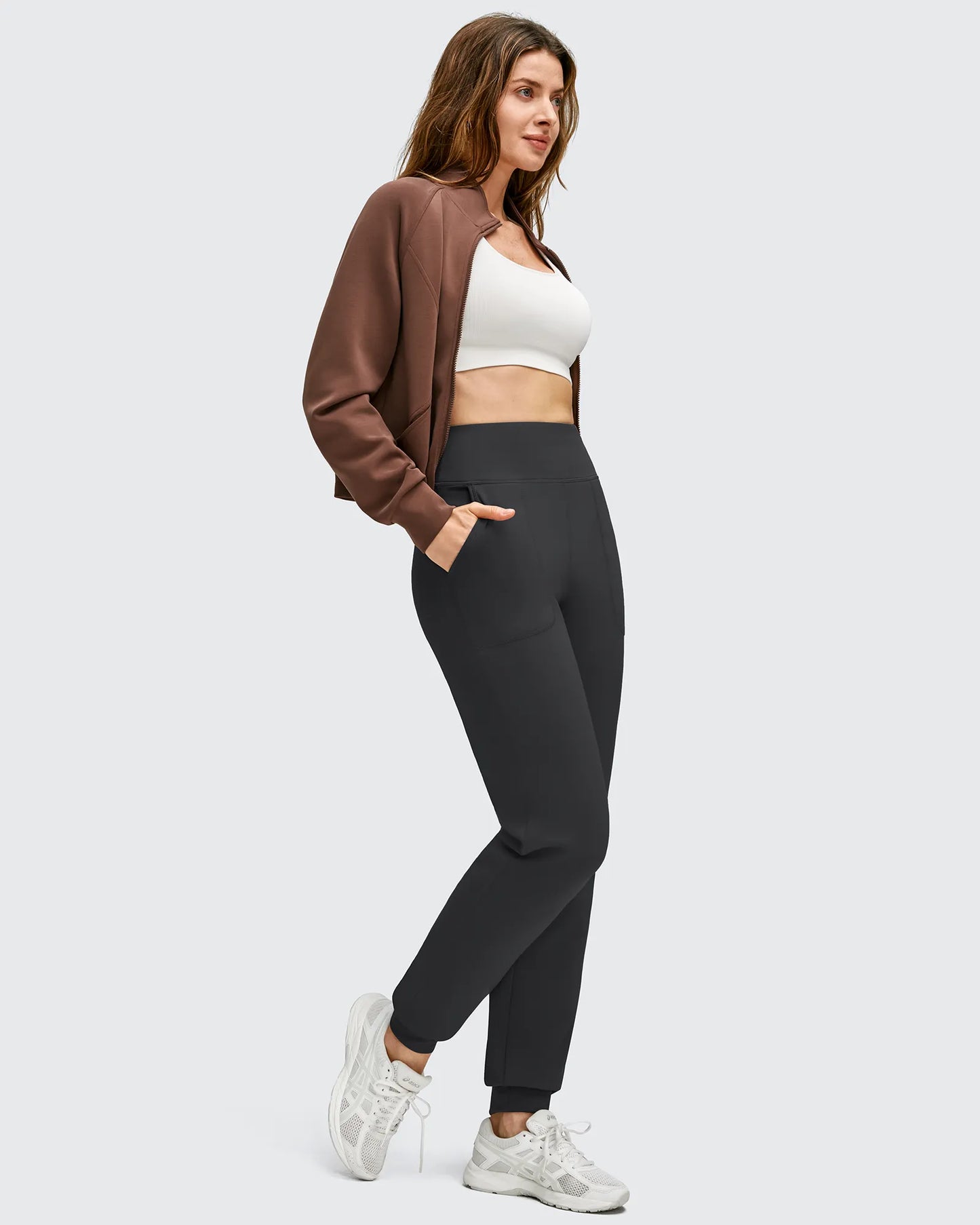 Pantalones deportivos de jogger con forro polar, puños elásticos y bolsillos