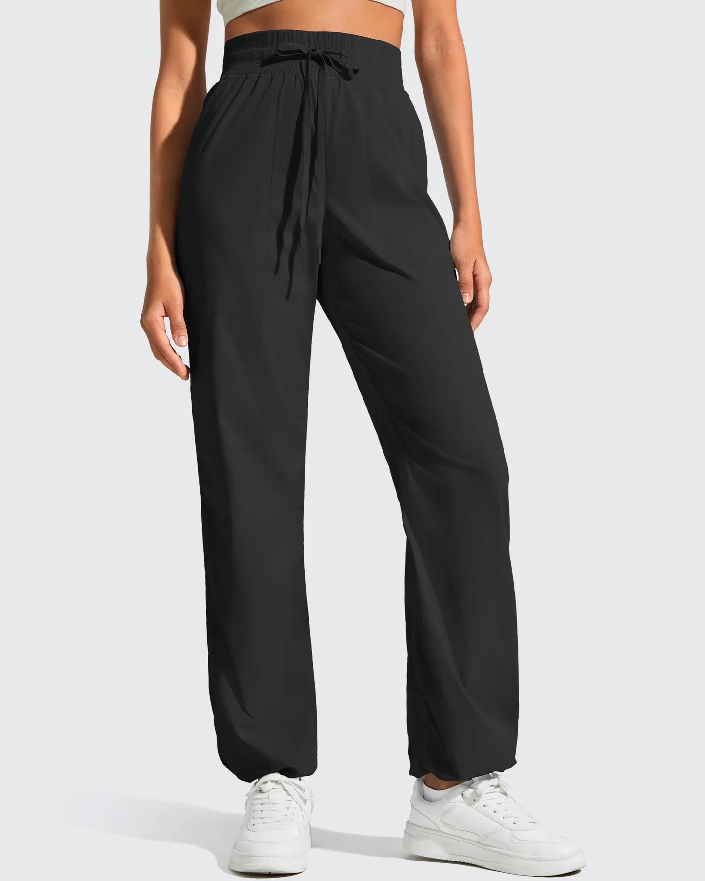 Pantalón de chándal ligero de pierna recta, fruncido y con cordón