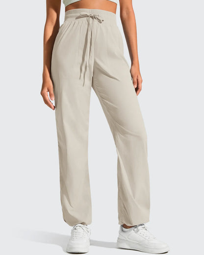 Pantalón de chándal ligero de pierna recta, fruncido y con cordón