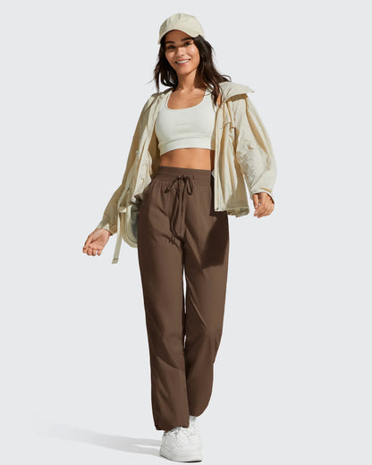Pantalón de chándal ligero de pierna recta, fruncido y con cordón