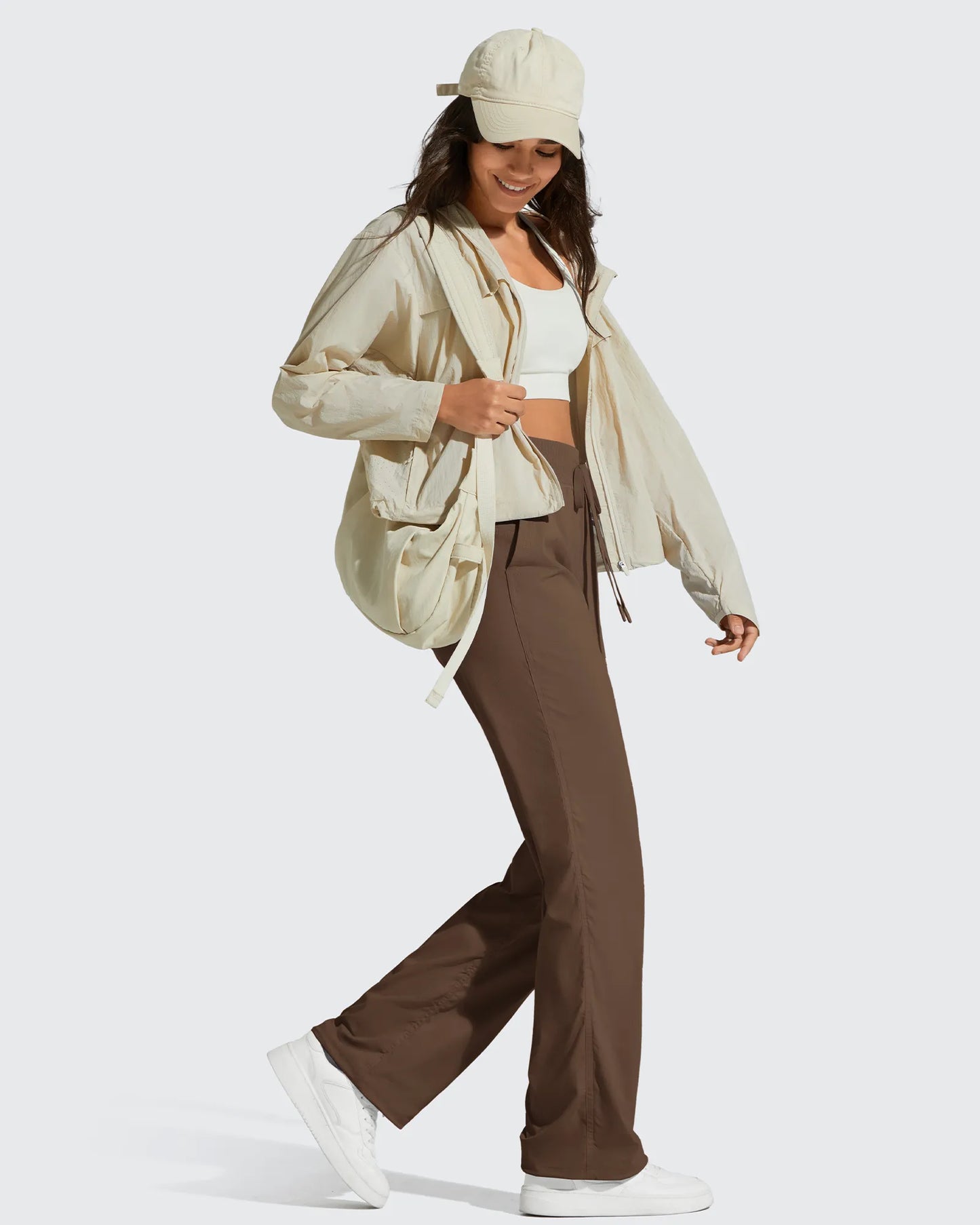 Pantalón de chándal ligero de pierna recta, fruncido y con cordón