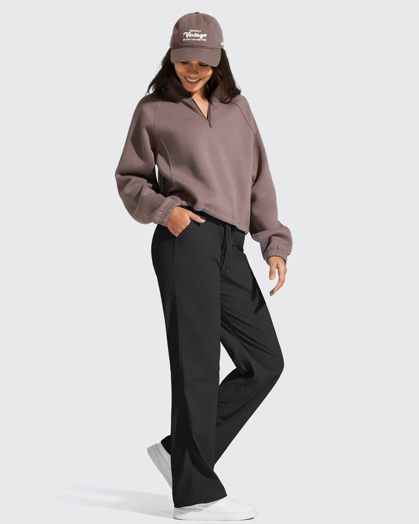 Pantalón de chándal ligero de pierna recta, fruncido y con cordón