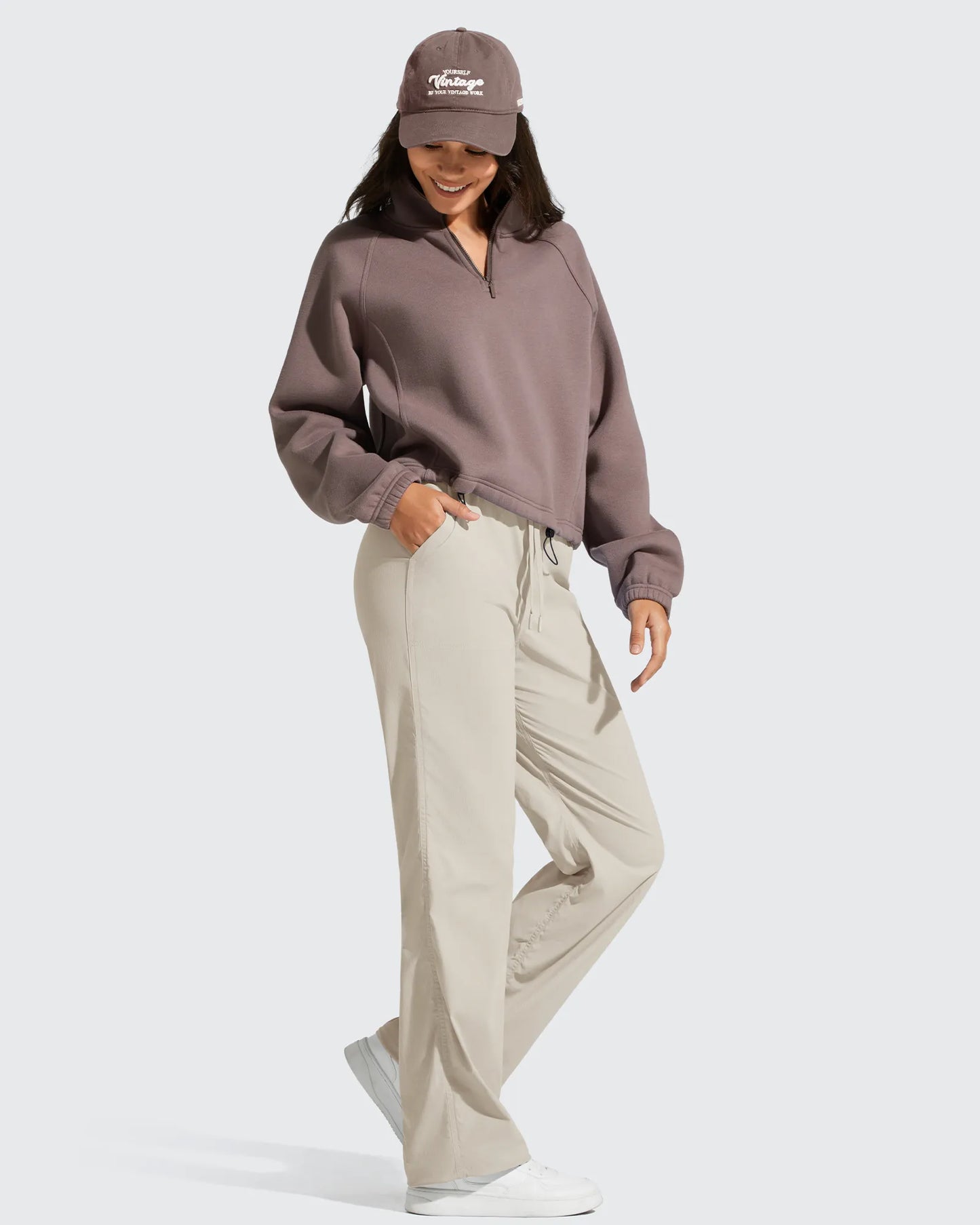 Pantalón de chándal ligero de pierna recta, fruncido y con cordón
