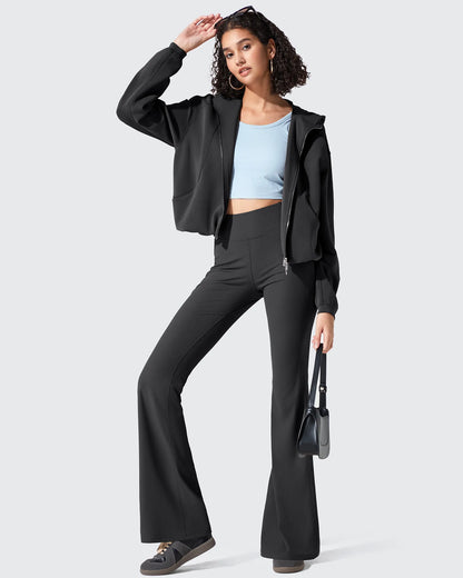 Leggings acanalados de tiro alto con bolsillos y corte de bota