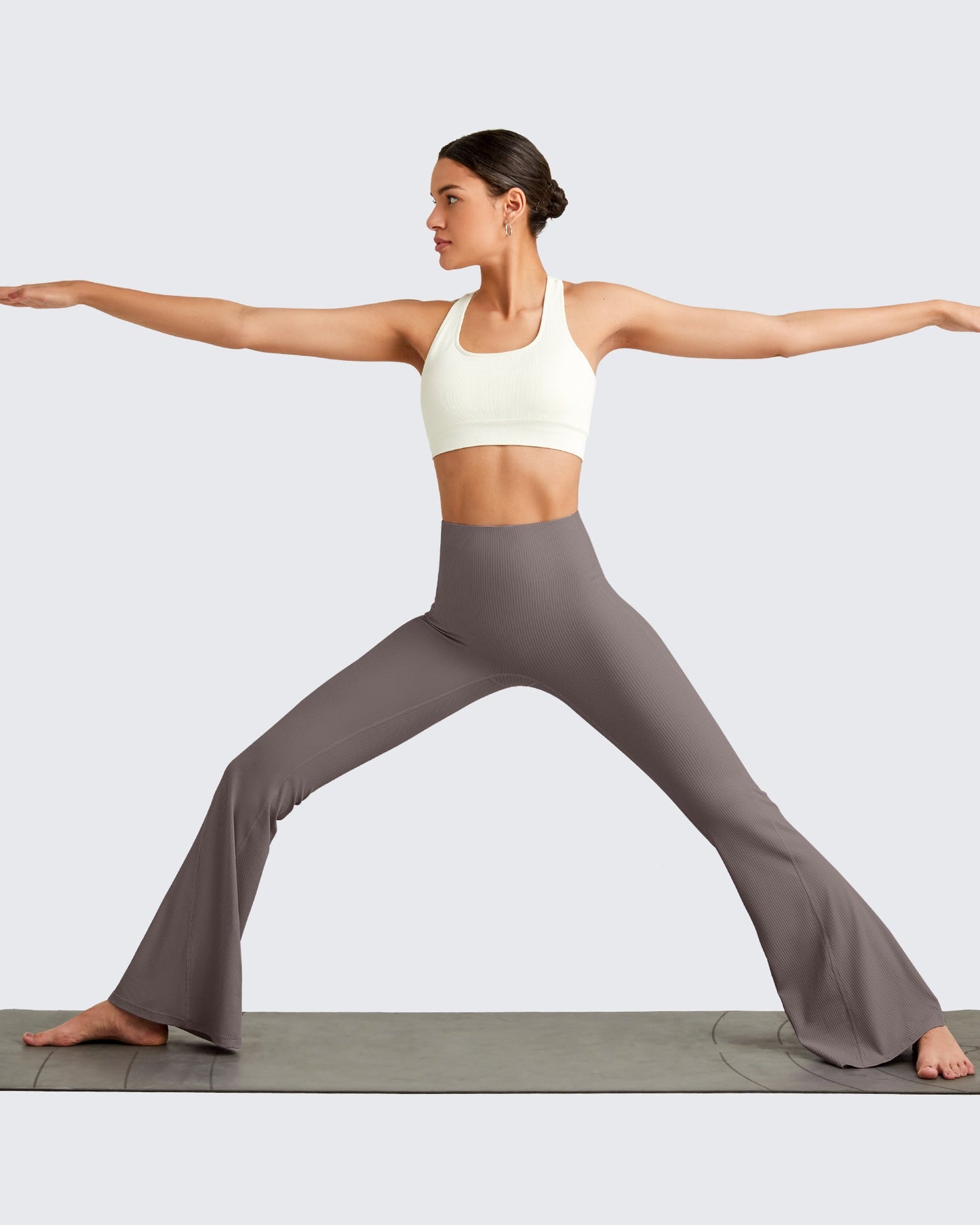 Pantalones de yoga acampanados acanalados con control de abdomen
