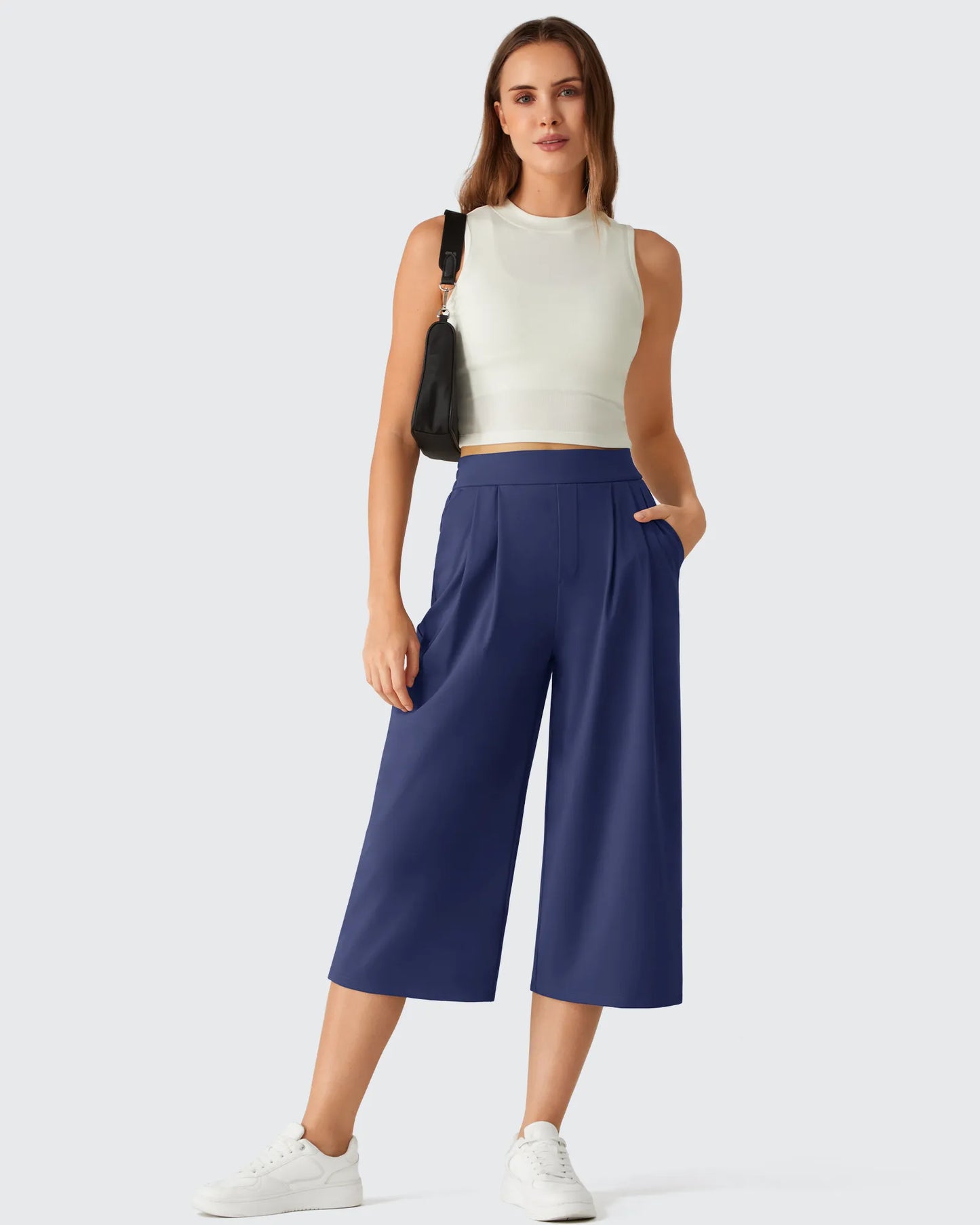 Pantalones capri ShiftReady de pierna ancha con cintura elástica de 18''