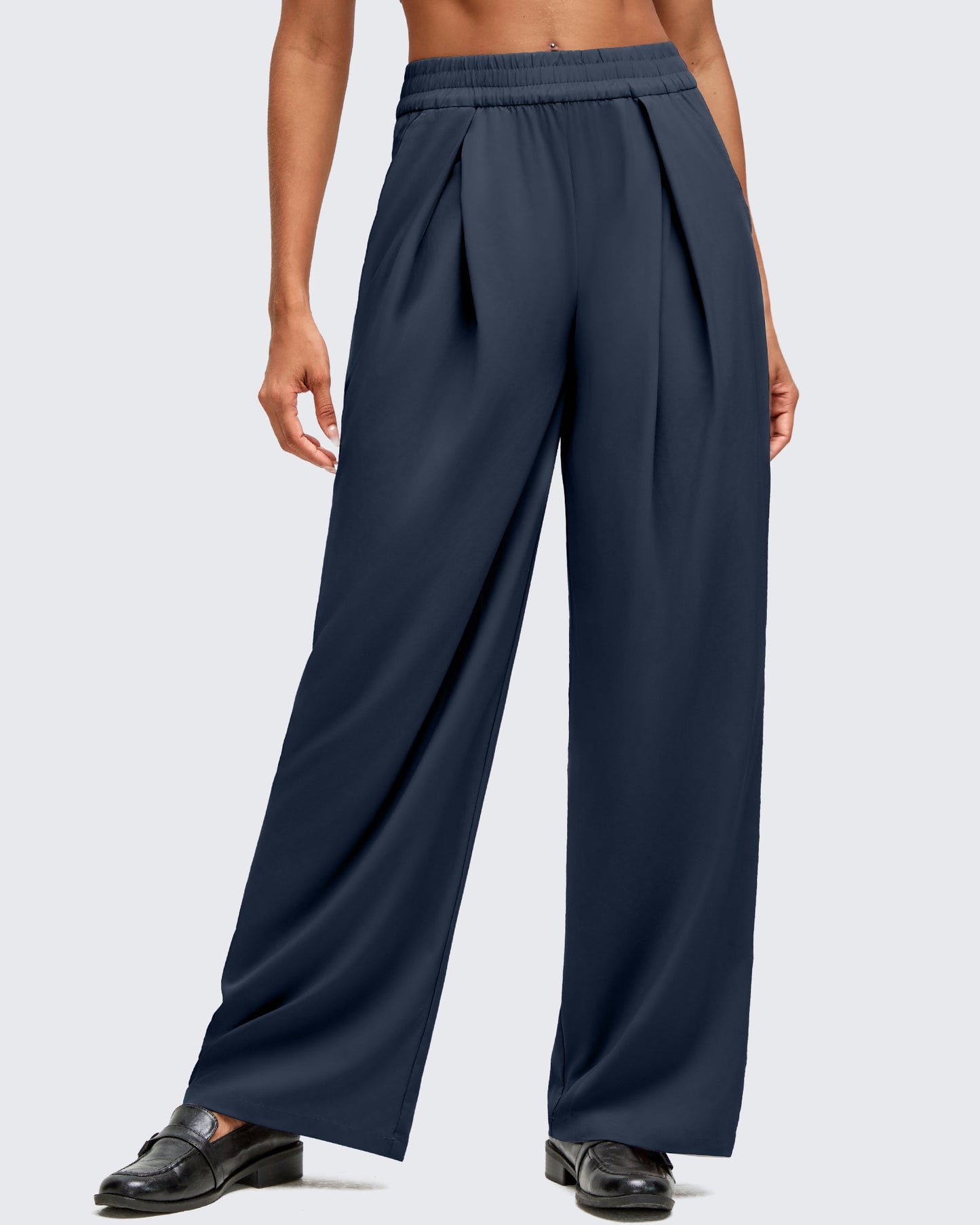 Pantalones de pernera ancha con pliegue delantero ligeros ShiftReady