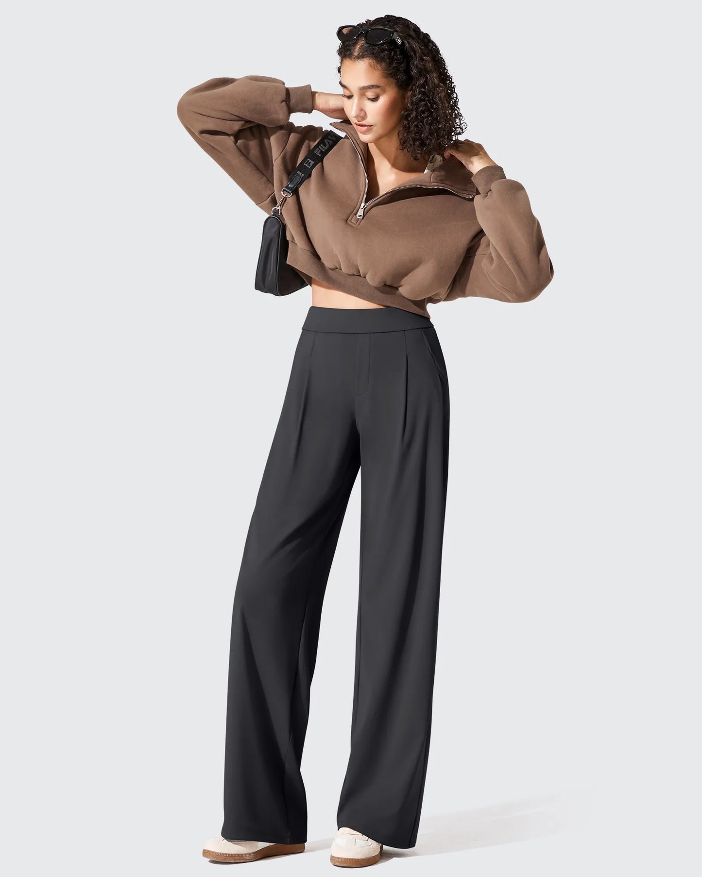 Pantalones de vestir ShiftReady plisados de pierna ancha con dos pliegues delanteros
