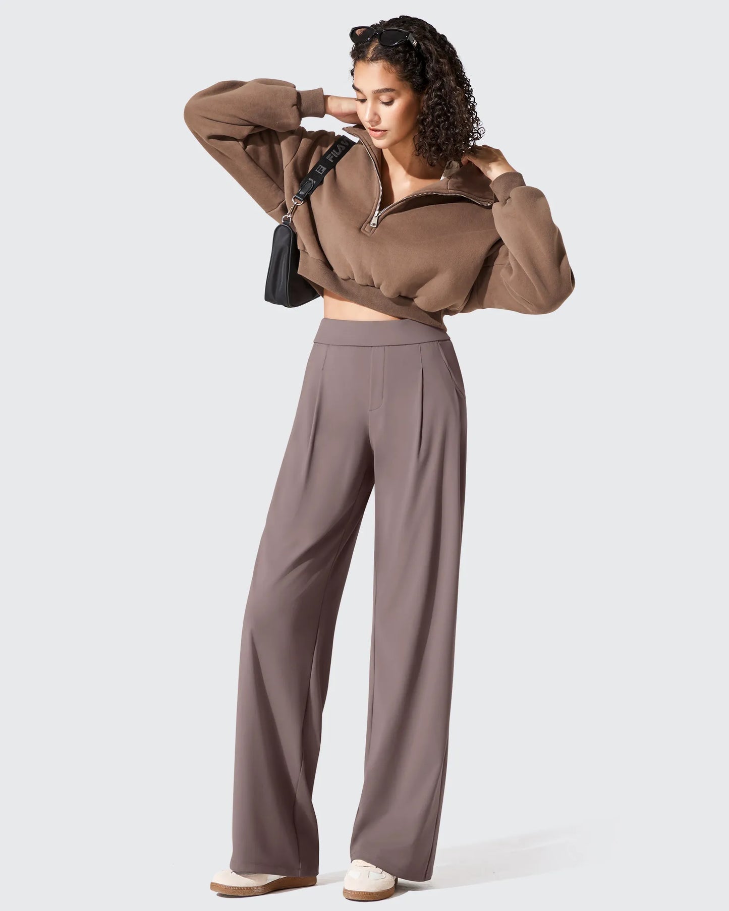 Pantalones de vestir ShiftReady plisados de pierna ancha con dos pliegues delanteros