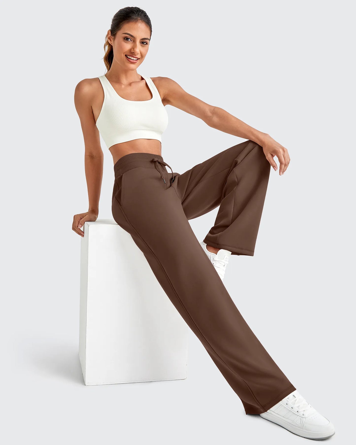Pantalones deportivos de pierna ancha con cordón y cintura elástica Smoofit