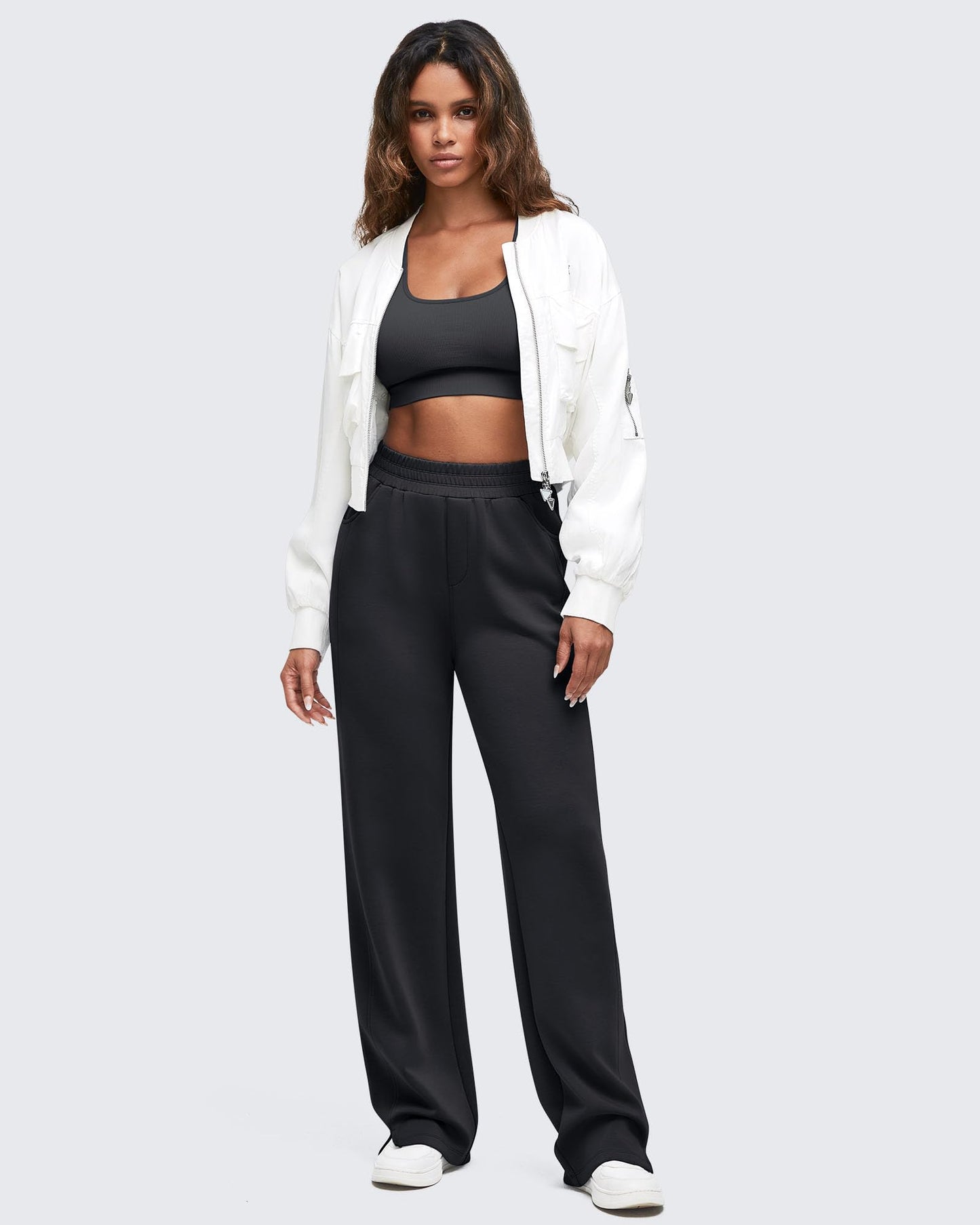 Pantalón de chándal Smoofit de pernera ancha, talle alto y aberturas laterales