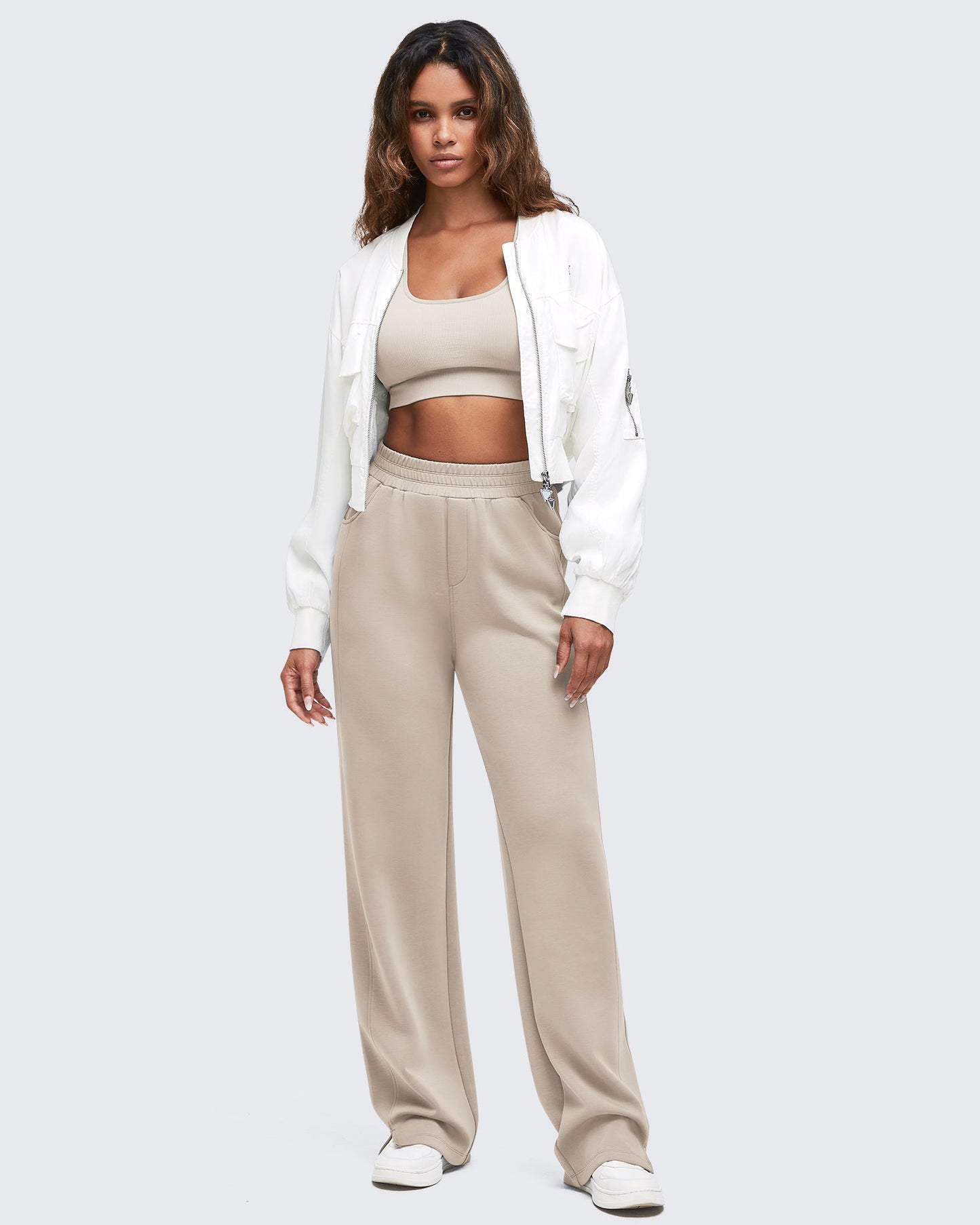 Pantalón de chándal Smoofit de pernera ancha, talle alto y aberturas laterales