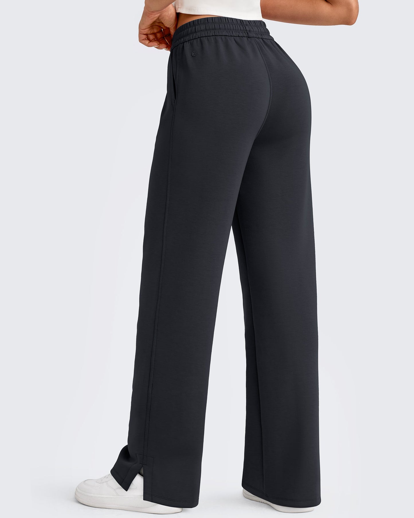 Pantalones de chándal sueltos con aberturas laterales y cordón ajustador Smoofit